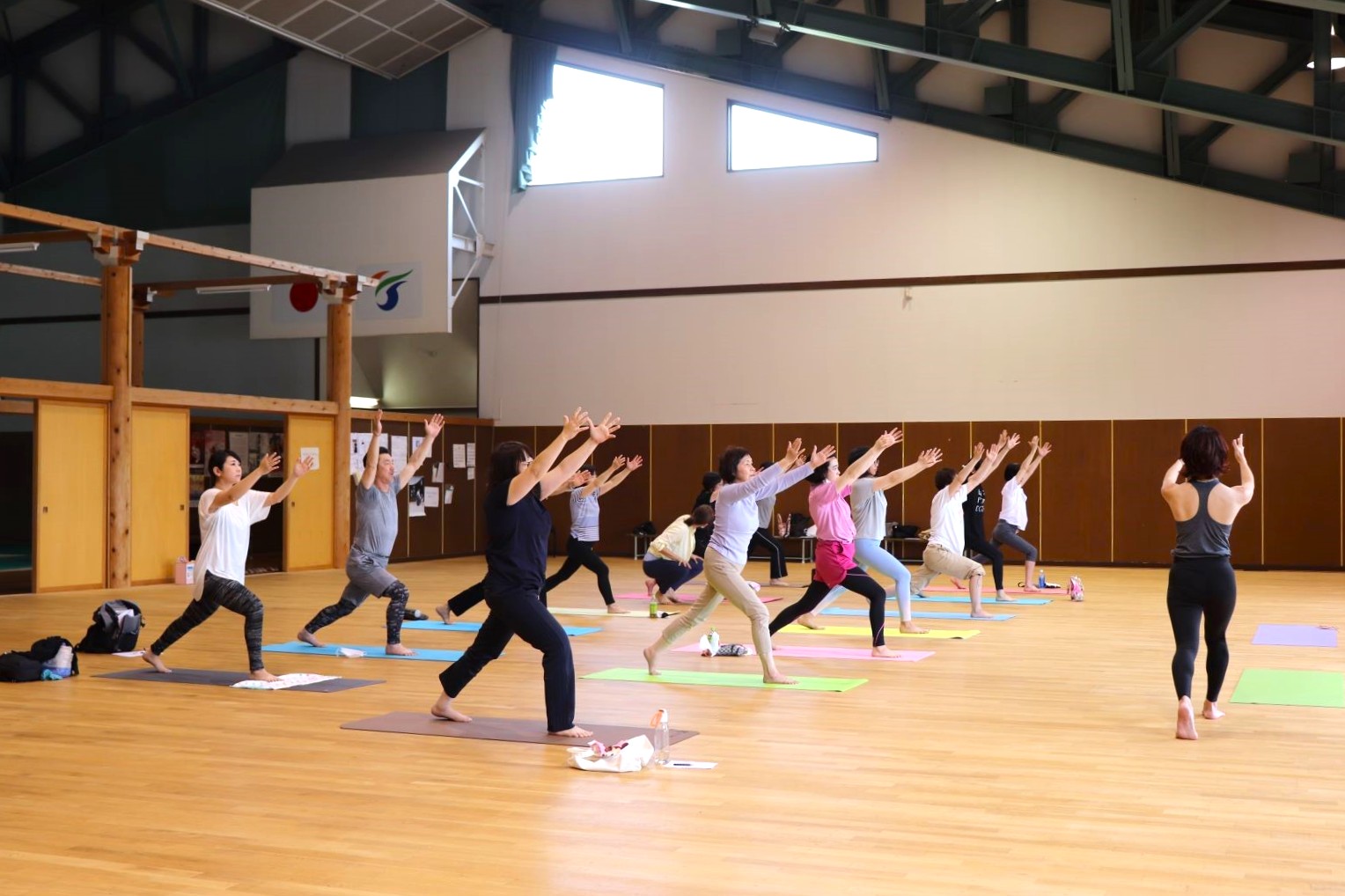 優しいヨガ教室